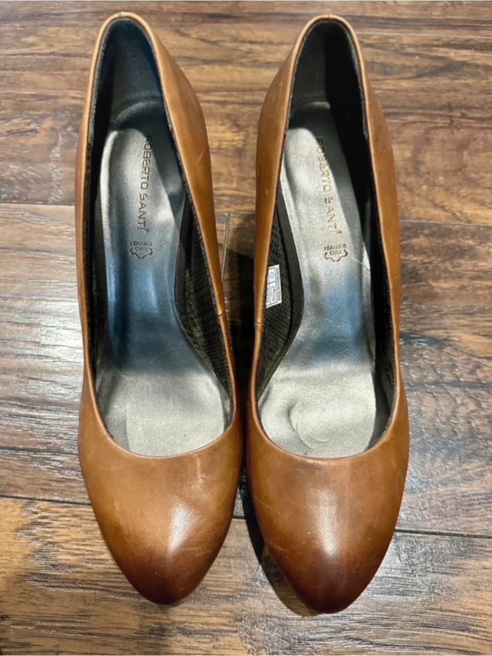 Roberto Santi Tan Leather Pointed Pumps